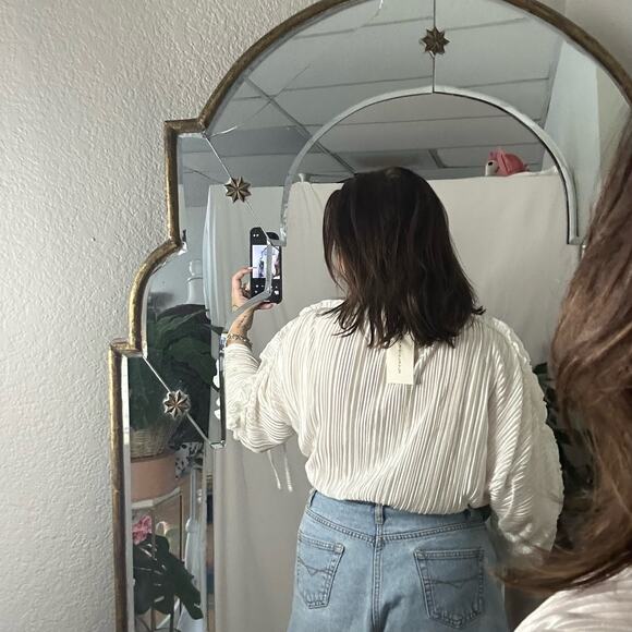 NWT Pleated Long Sleeve Cropped Top White Size Small - Picture 2 of 5